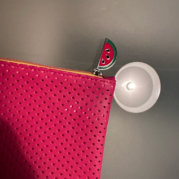 New Ipsy 5/25💕 - Picture 4 of 5